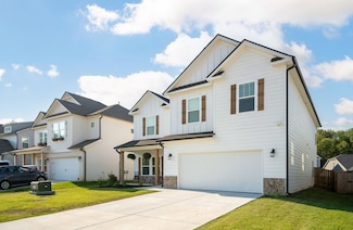 8784 Snowy Owl Rd, Ooltewah, TN 37363