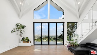 2021 Davies Way, Los Angeles, CA 90046