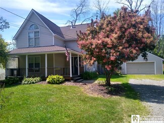 9682 Lenox St, Angola, NY 14006