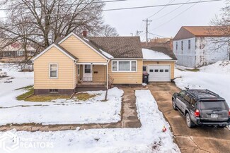 104 N Pierce St, Mount Ayr, IA 50854