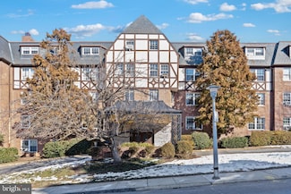 310 Ridgemede Rd Unit 302, Baltimore, MD 21210