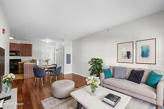 845 Newark Ave Unit 3B, Jersey City, NJ 07306