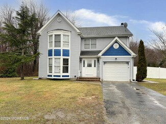 233 Walter Horner Ct, Barnegat, NJ 08005