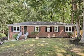 250 Thomas Nelson Ln, Williamsburg, VA 23185