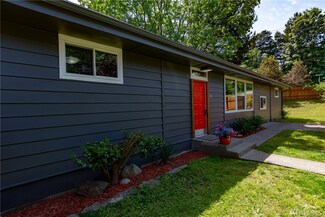 1009 NE 165th St, Shoreline, WA 98155