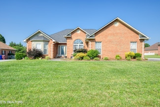 1731 Hollister Dr, Alcoa, TN 37701