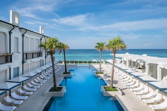 27 Admiralty Row Unit 305, Alys Beach, FL 32461