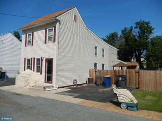 220 Hamilton St, Delaware City, DE 19706