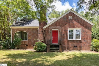 560 Athens St, Hartwell, GA 30643