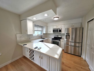 187 Sandcastle Key Unit 187, Secaucus, NJ 07094