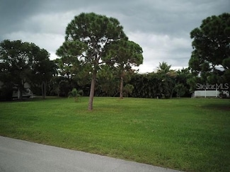 7883 Breakwater Ct, Bokeelia, FL 33922