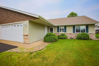 944 W Edge Place Unit 15, New Richmond, WI 54017