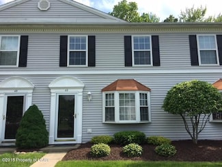 43 Patriot Cir, Mountain Top, PA 18707