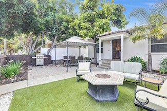 1344-46 Hornblend St, San Diego, CA 92109