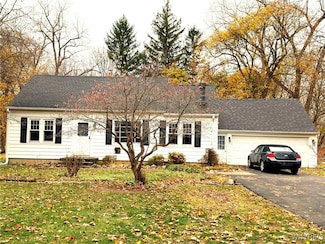 4620 Ransom Rd, Clarence, NY 14031