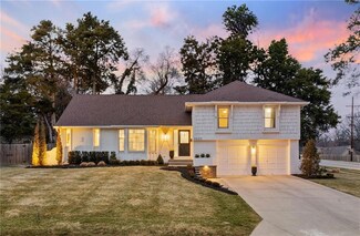 5500 W 90th Terrace, Overland Park, KS 66207