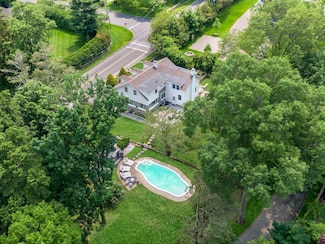 46 Griffen Ave, Scarsdale, NY 10583