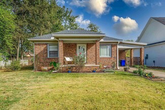 952 Watkins St, Conway, AR 72034