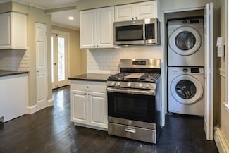 10 Pratt St Unit 2, Salem, MA 01970