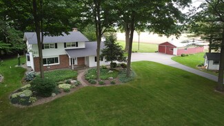 6555 W 32nd St, Fremont, MI 49412