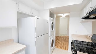 14610 Erwin St Unit 304, Van Nuys, CA 91411