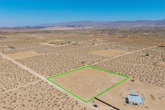 1926 Milky Way Ave, Joshua Tree, CA 92252