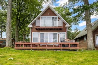 3974 W Houghton Lake Dr, Houghton Lake, MI 48629
