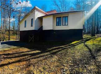 514 Southridge Rd, Jamestown, NC 27282