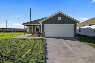 504 SE Nelson Dr, Blue Springs, MO 64014