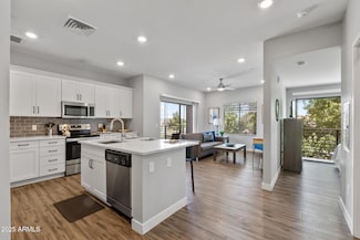 475 N 9th St Unit 206, Phoenix, AZ 85006