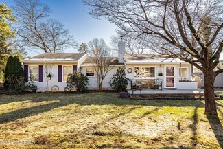 1624 8th Ave, Toms River, NJ 08757