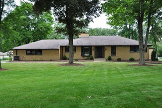 12N246 Berner Dr, Elgin, IL 60120