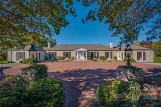 2626 Red Fox Rd, Tryon, NC 28782