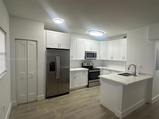 15689 SW 73rd Cir Terrace Unit 25, Miami, FL 33193