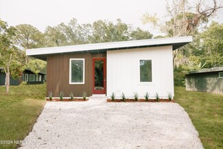 582 Woodlawn Rd, St. Augustine, FL 32084