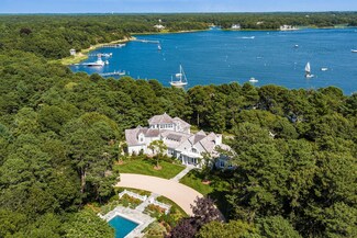 1025 Old Post Rd, Cotuit, MA 02635