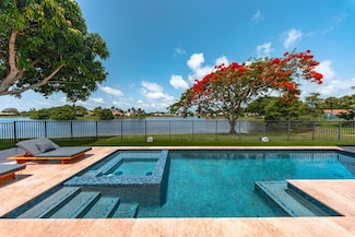 2407 SW 23rd Cranbrook Dr, Boynton Beach, FL 33436