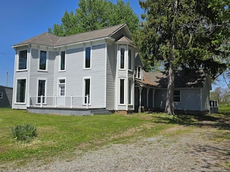 318 Buckeye St W, Belle Center, OH 43310