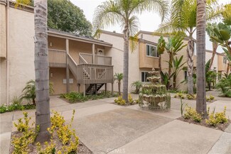 8570 Via Mallorca Unit F, La Jolla, CA 92037