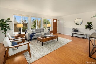 7064 35th Ave NE Unit 1, Seattle, WA 98115