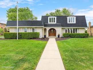 7514 Nantucket Dr, Darien, IL 60561