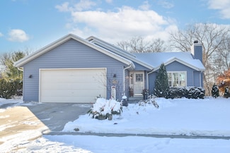 W213N16501 Glen Brooke Dr, Jackson, WI 53037