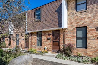1854 Willoway Cir S Unit 1854, Columbus, OH 43220