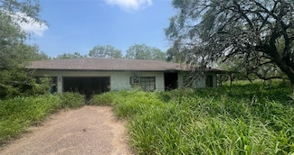 258 N County Road 1040, Kingsville, TX 78363