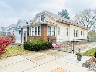353 Warwick Ave, Buffalo, NY 14215