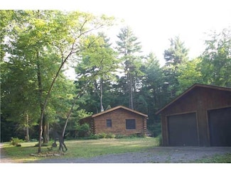 2214 Whispering Pines Ln, Waterloo, NY 13165