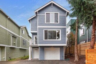 12326 14th Ave NE Unit B, Seattle, WA 98125
