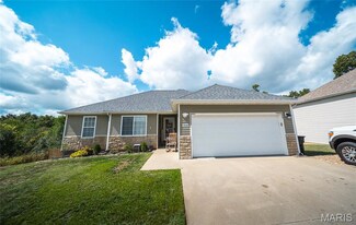 114 Pioneer Ct, Waynesville, MO 65583