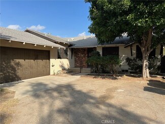 7920 Owensmouth Ave, Canoga Park, CA 91304