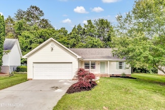8723 Finchwood Ln, Knoxville, TN 37924